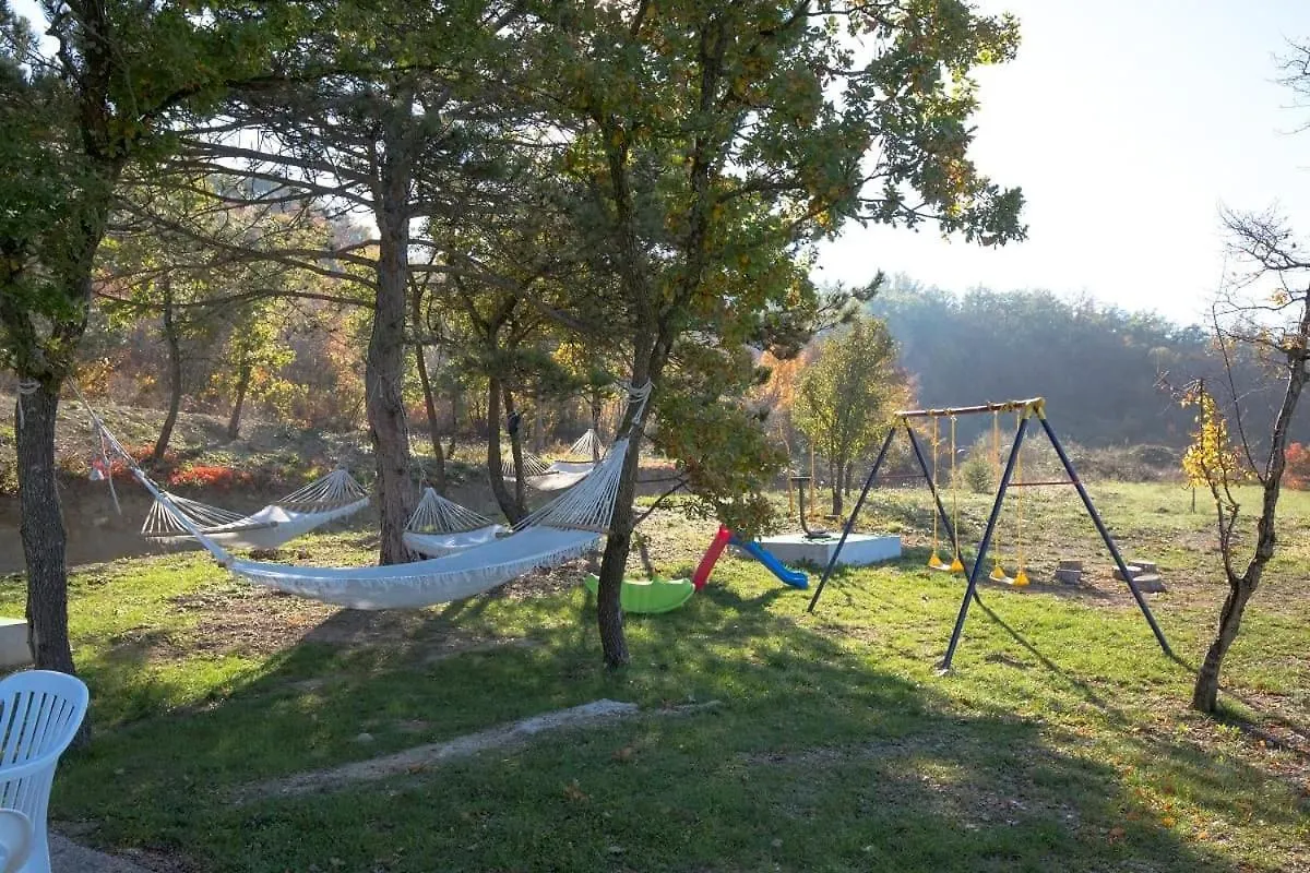 Apartment Romantik For Max 4 People, Kids Friendly With Playground And Pool Labin