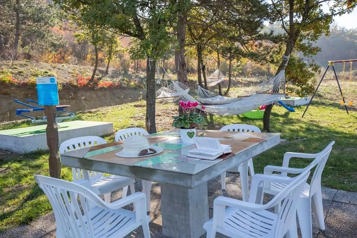 Apartment Romantik For Max 4 People, Kids Friendly With Playground And Pool Labin  Croatia