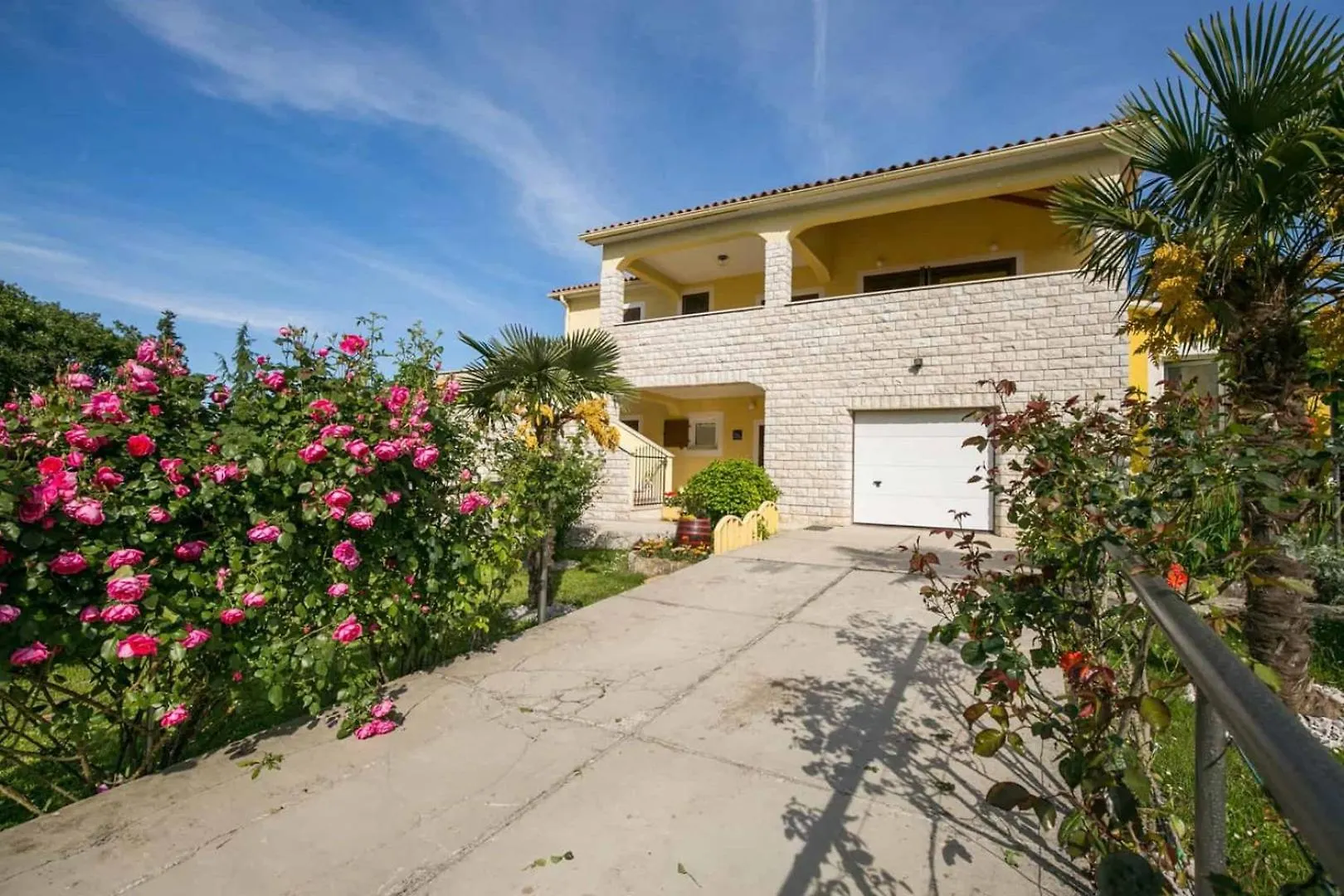 Apartment Romantik For Max 4 People, Kids Friendly With Playground And Pool Labin  0*, Labin (Istria)